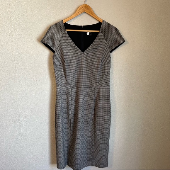 BANANA REPUBLIC - Women’s Plaid Cap Sleeve Bi-Stretch Sheath Dress Size 6 - Picture 1 of 5